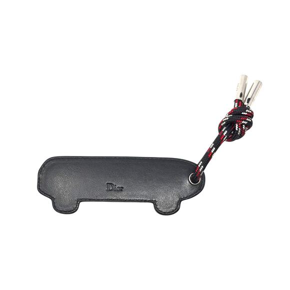 Dior Skateboard Charm - Picture 2 of 9